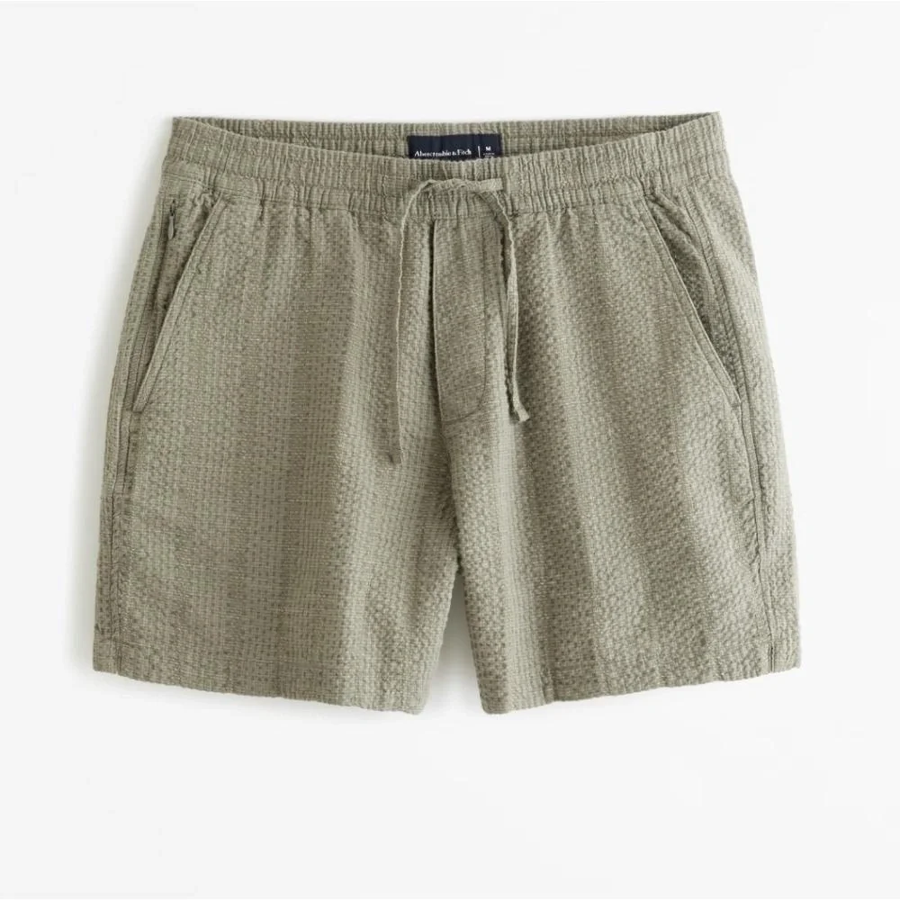 Abercrombie & Fitch Seersucker Pull-On Short Olive Green Stripe‎ 6
